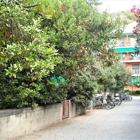 4effe Apartment